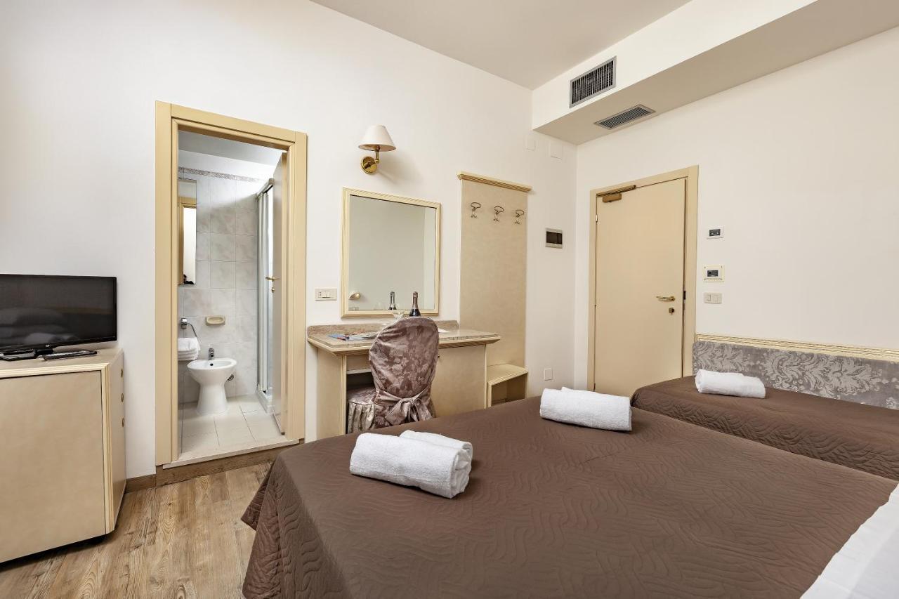 Ariminum Hotel Ρίμινι Εξωτερικό φωτογραφία